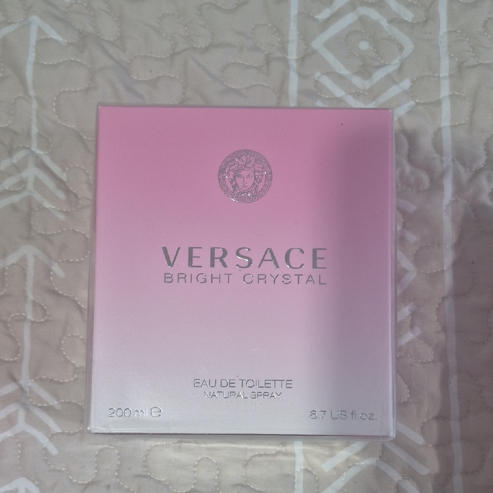 Versace Bright Crystal Pink Box
